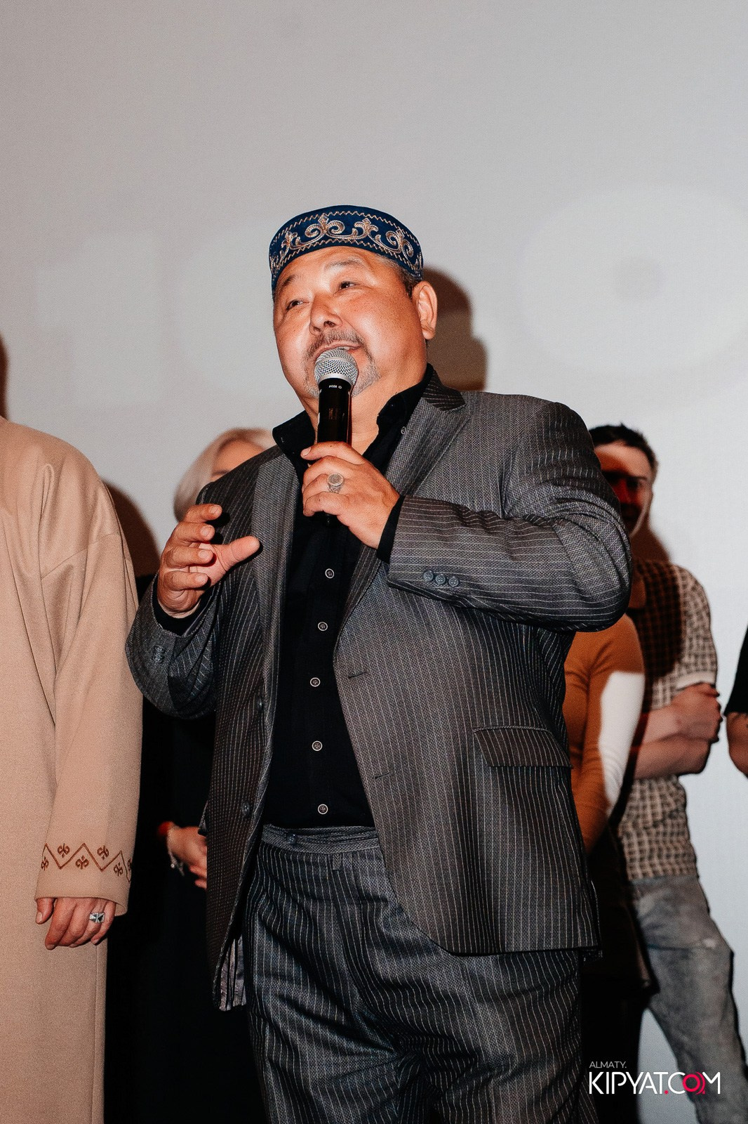 ЗАКРЫТЫЙ ПОКАЗ ФИЛЬМА «ВСЕ НА МОСЛЫ. БИТВА ПОКОЛЕНИЙ». КИПЯТКОМ АЛМАТЫ!