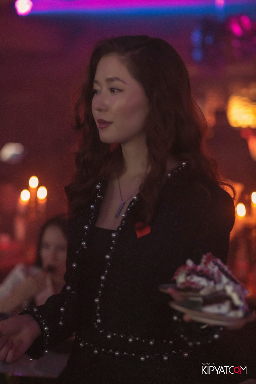 OLOVO BAR НА САТПАЕВА. КИПЯТКОМ АЛМАТЫ! Фотосъемка мероприятий в Алматы