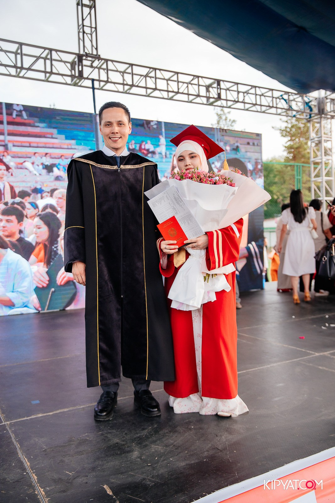 ВРУЧЕНИЕ ДИПЛОМОВ — НАРХОЗ КОЛЛЕДЖ. Part 3. КИПЯТКОМ АЛМАТЫ!