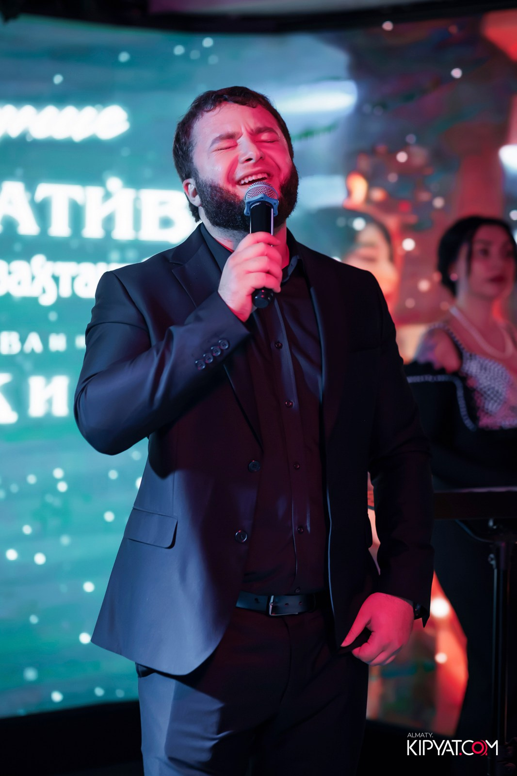 КАВКАЗСКИЙ ВЕЧЕР В ВАХТАНГУРИ. КИПЯТКОМ АЛМАТЫ!