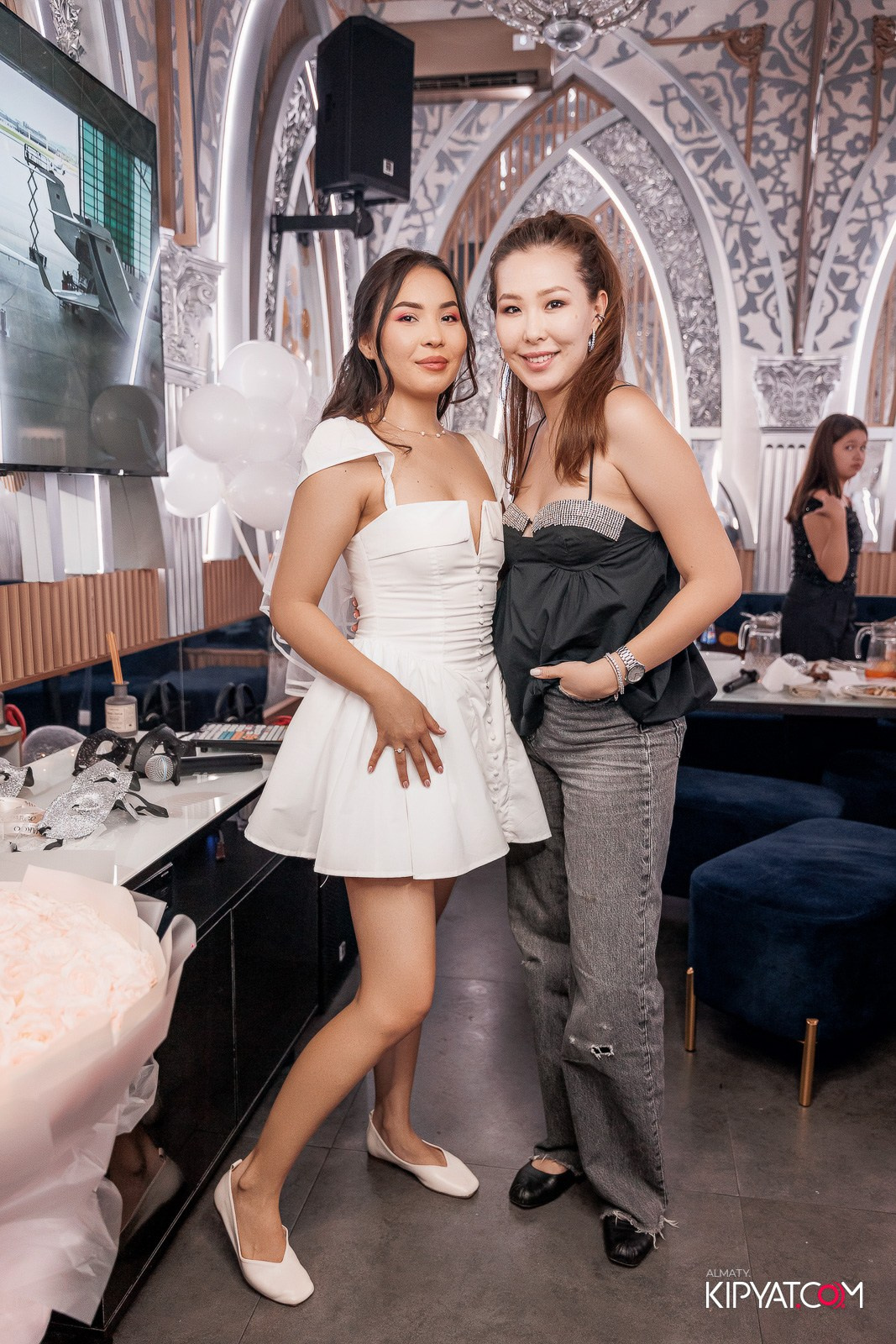 MOOD KARAOKE & TERRACE. КИПЯТКОМ АЛМАТЫ!