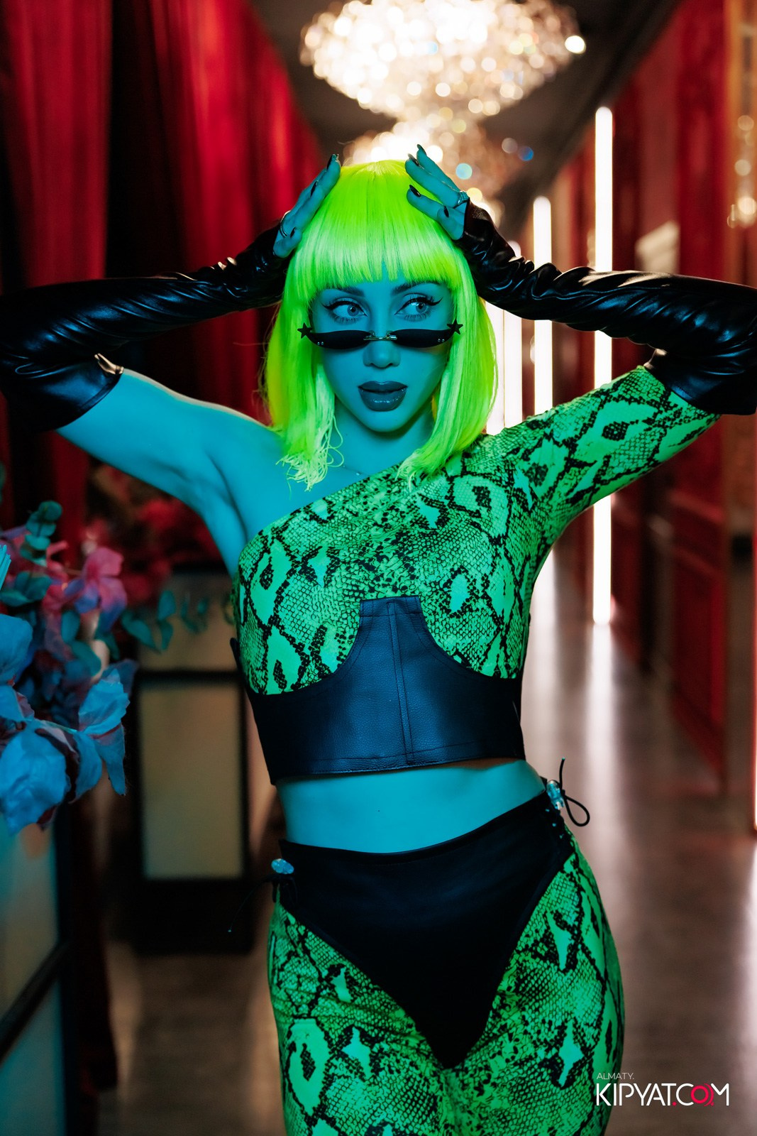 ЗАЯ, НА БИС. КИПЯТКОМ АЛМАТЫ!