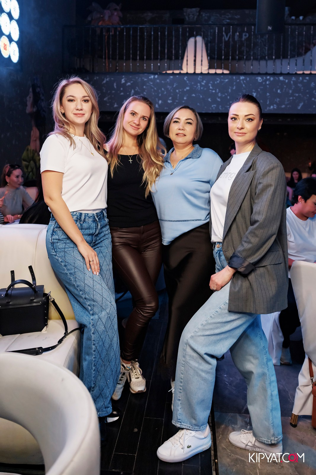 МУЗЫКАЛЬНОЕ ЛОТО В HIT RETRO. КИПЯТКОМ АЛМАТЫ! Фотосъемка мероприятий в Алматы