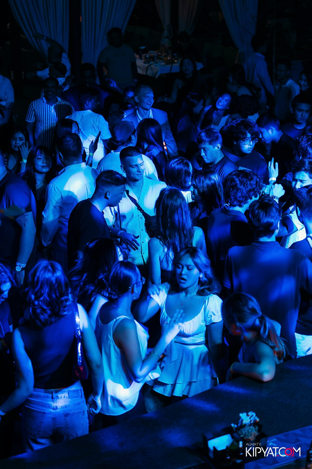 EVENT BAR. КИПЯТКОМ АЛМАТЫ!