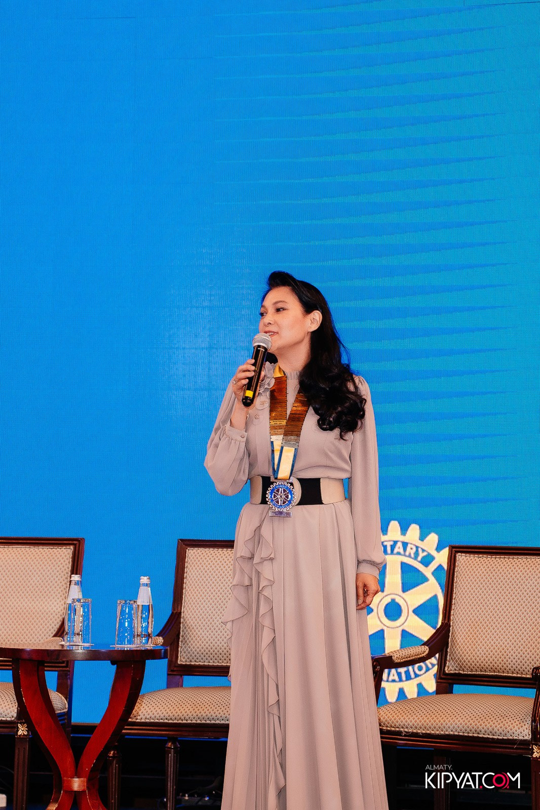 БЛАГОТВОРИТЕЛЬНЫЙ УЖИН В ЧЕСТЬ 30-ЛЕТИЯ ROTARY CLUB OF ALMATY. КИПЯТКОМ АЛМАТЫ!