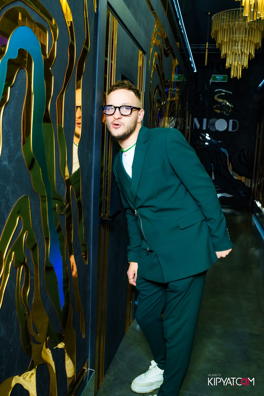 MOOD KARAOKE & TERRACE. КИПЯТКОМ АЛМАТЫ!