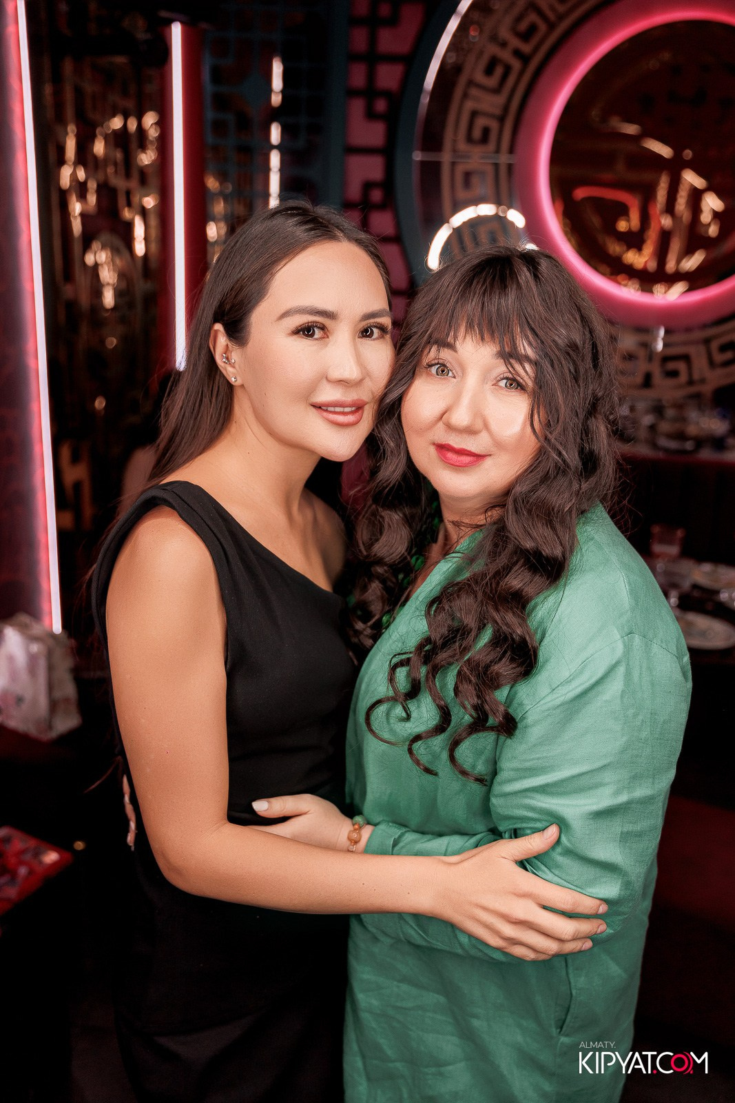 MOOD KARAOKE & TERRACE. КИПЯТКОМ АЛМАТЫ!