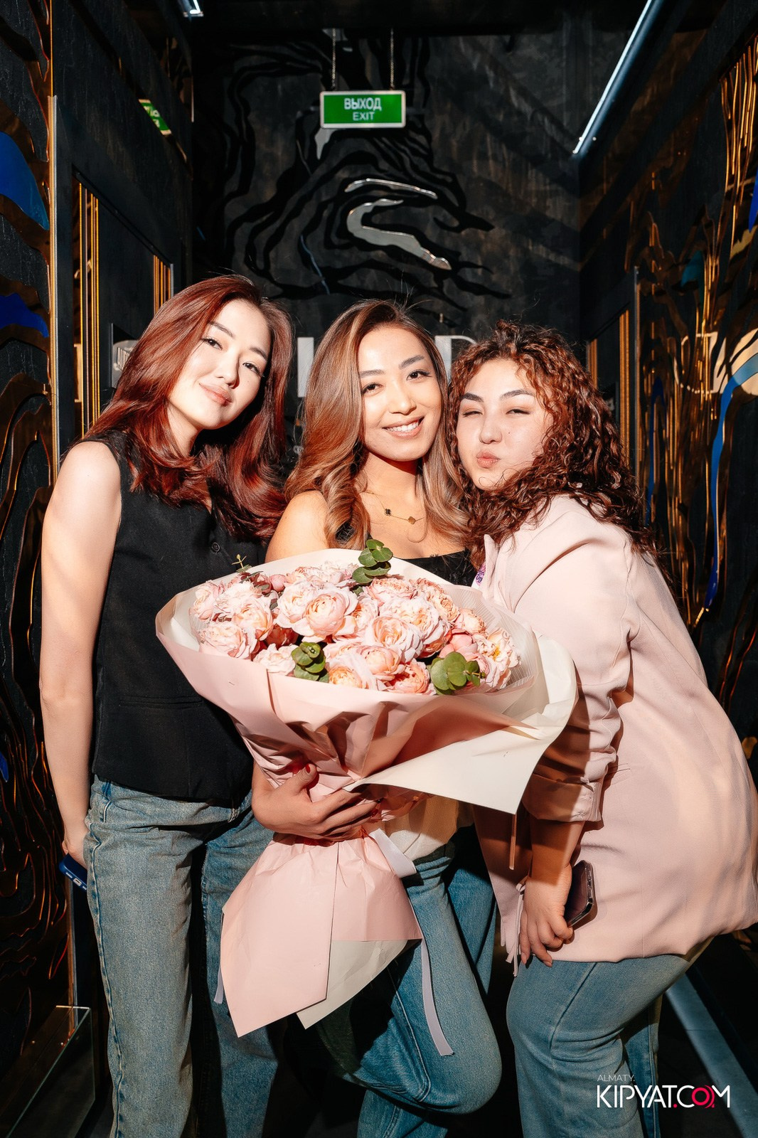 MOOD KARAOKE & TERRACE. КИПЯТКОМ АЛМАТЫ!