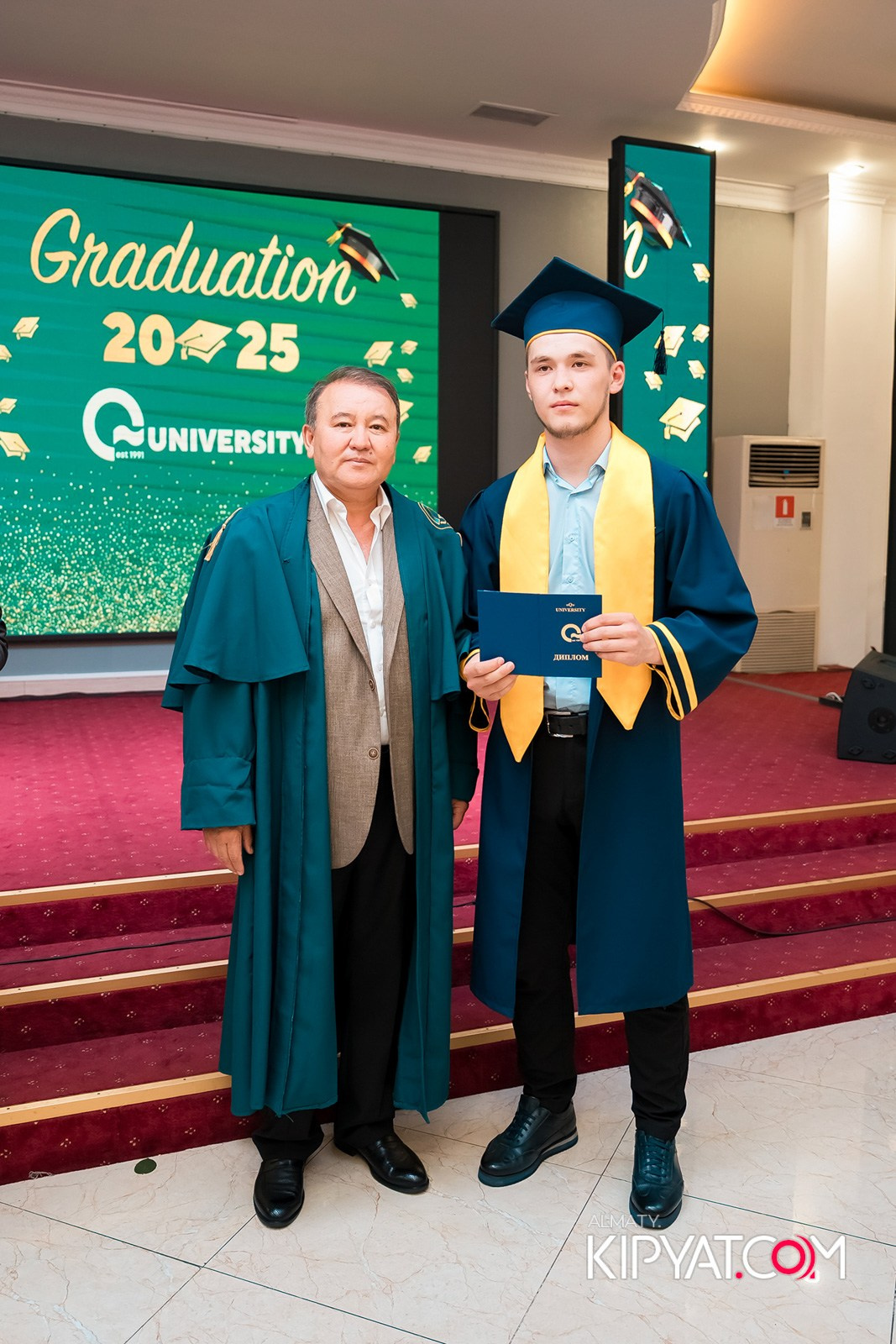 GRADUATION 2025 Q UNIVERSITY. КИПЯТКОМ АЛМАТЫ!