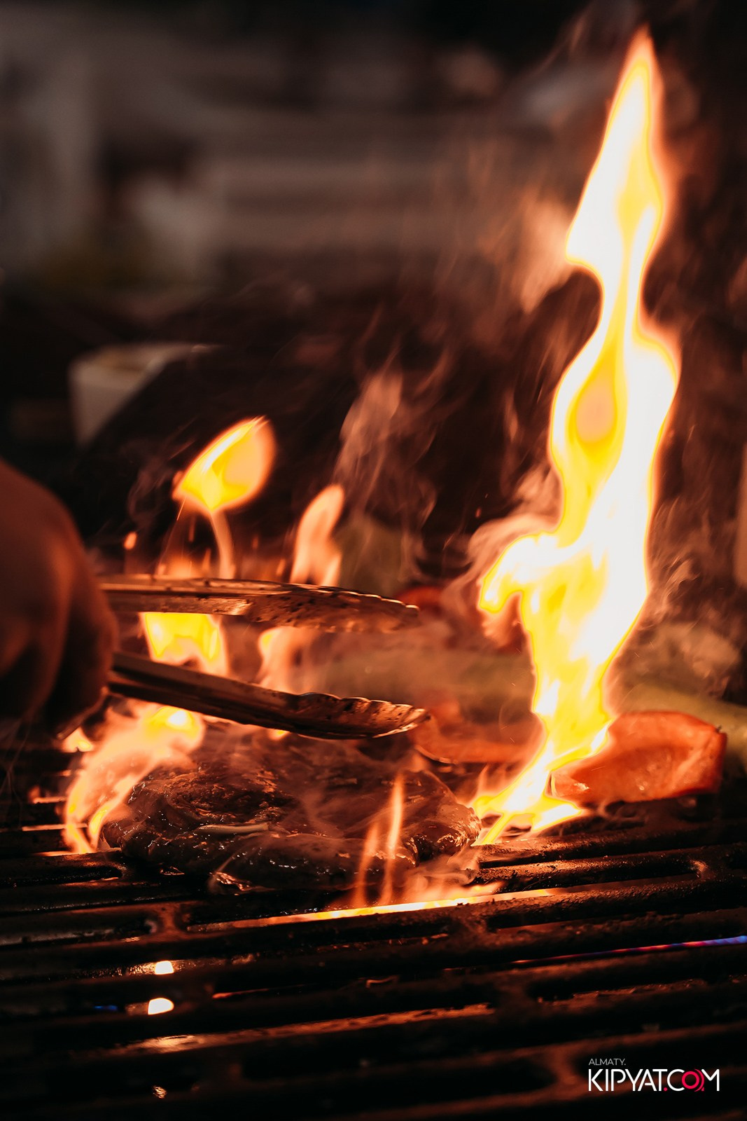 ОТКРЫТИЕ ЛЕТНЕЙ ТЕРАССЫ В РЕСТОРАНЕ ЛАРИСС ИВАННУ ХАЧУ. КИПЯТКОМ АЛМАТЫ!