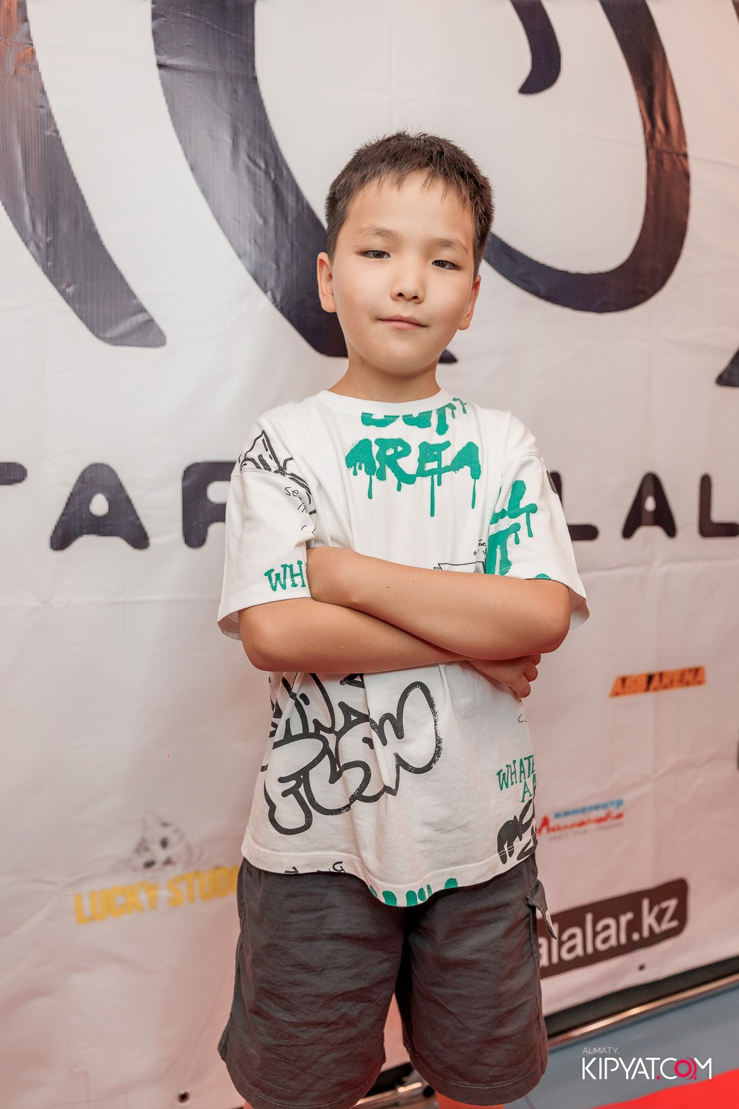 ПРЕЗЕНТАЦИЯ 10 ГРУППЫ КИНОПРОЕКТА STARBALALAR. КИПЯТКОМ АЛМАТЫ!