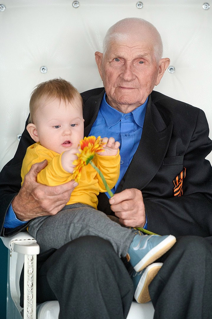 Семейная фотосессия — студия. Репортажный, свадебный, предметный фотограф, Сызрань, Андрей Богатов