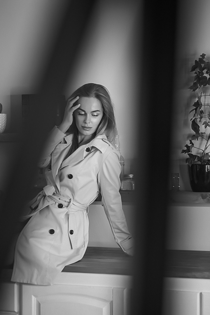 Ирина / циклорама. Семейный фотограф в Сургуте