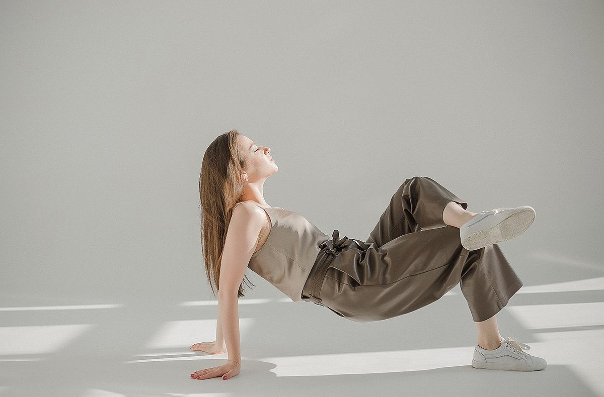 Eli / циклорама. Семейный фотограф в Сургуте