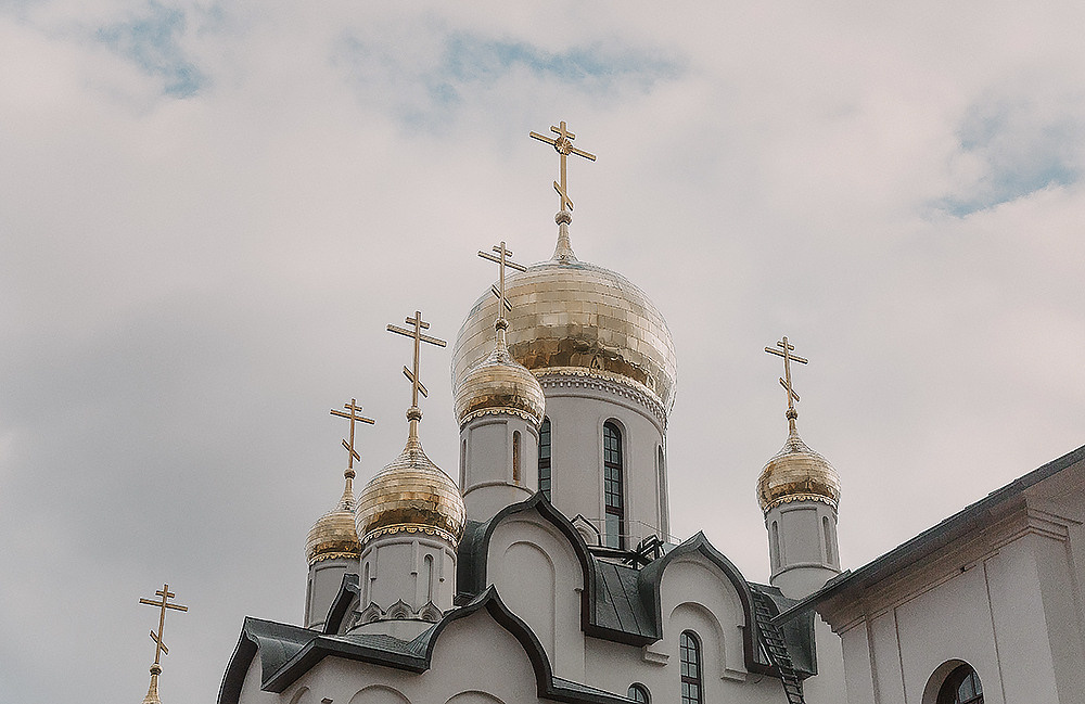 Крещение Виталия. Кафедральный Собор Преображения Господня. Семейный фотограф в Сургуте