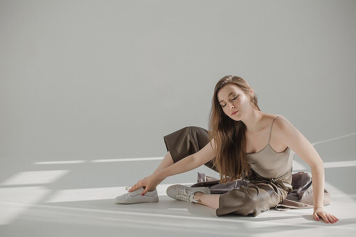 Eli / циклорама. Семейный фотограф в Сургуте