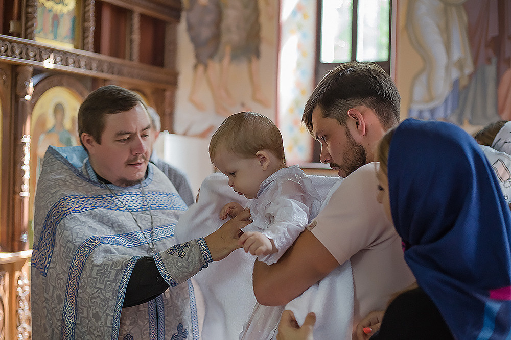 Крещение Дениса. Храм Георгия Победоносца. Семейный фотограф в Сургуте