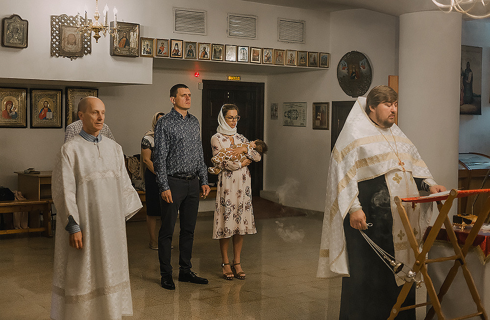 Крещение Сергея. Храм Никольский. Семейный фотограф в Сургуте