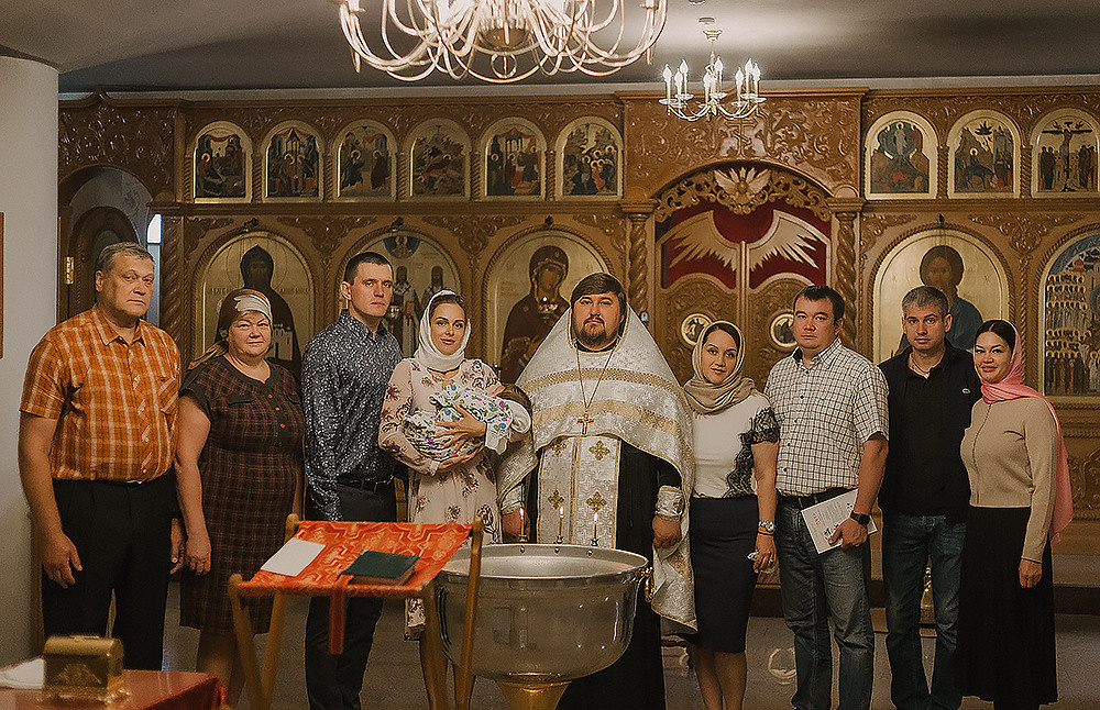 Крещение Сергея. Храм Никольский. Семейный фотограф в Сургуте