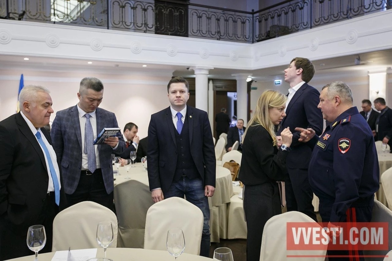 ФОТОГАЛЕРЕЯ. Антон Самойленко