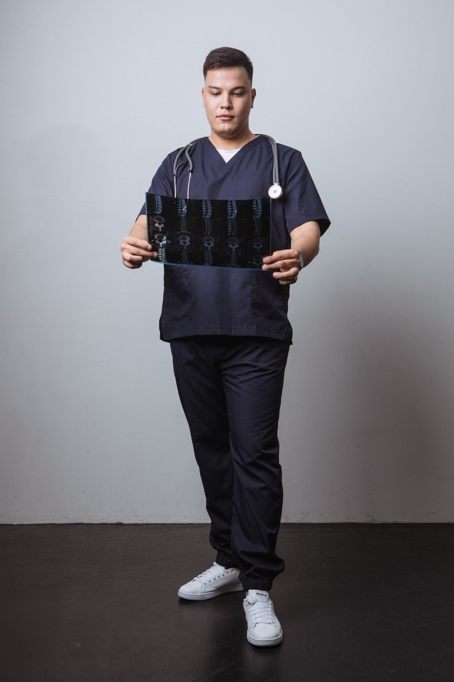 Съемка для выпускников медицинского университета. Фотографы в городе Волгограде — Людмила Агеева и Алексей Околелов