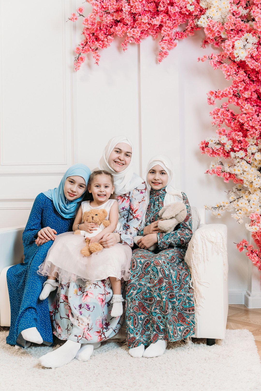 В ожиданиия чуда. Большая семья Миляуши