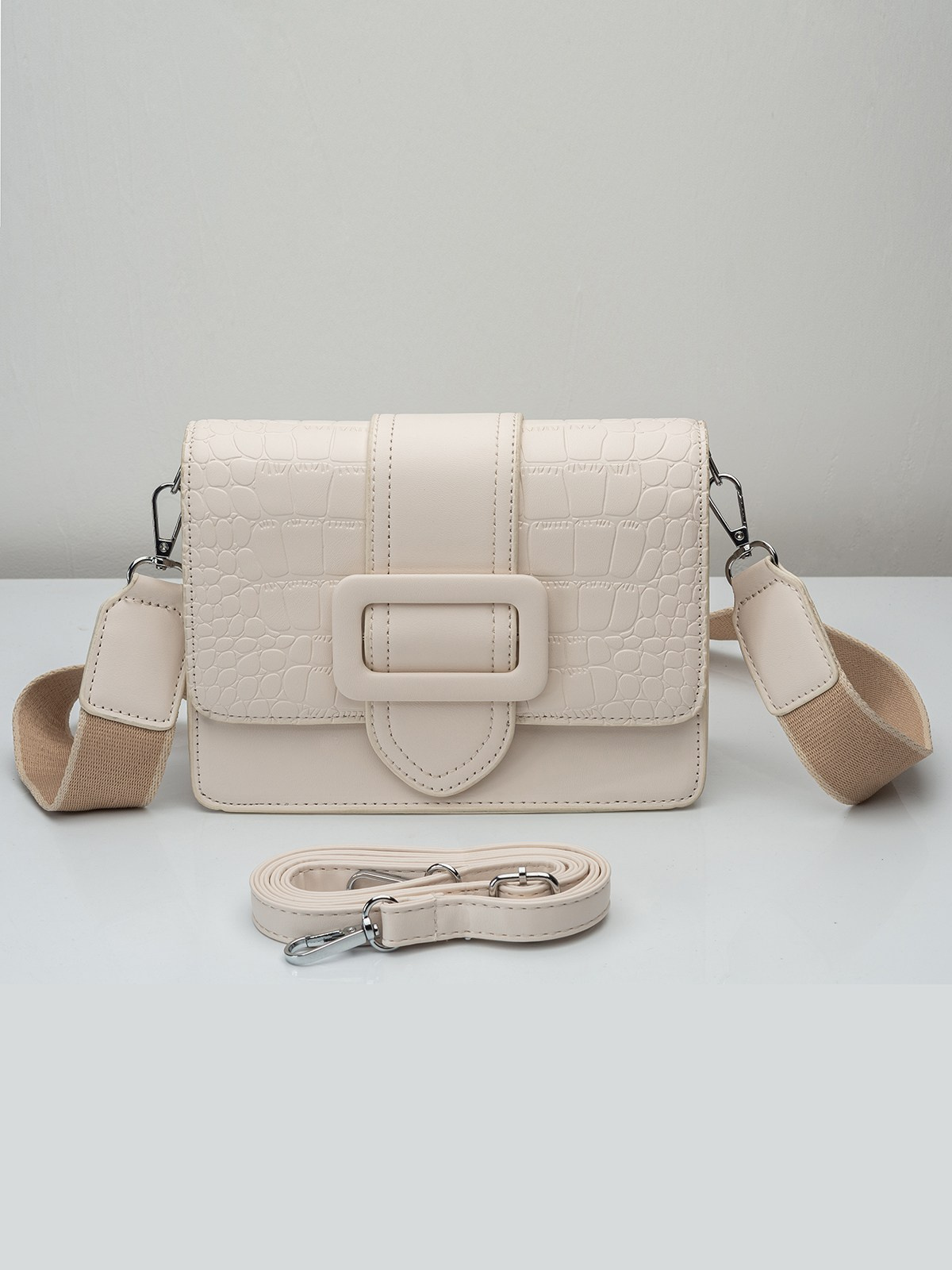 Сумки предметка. Сборные фотосъёмки в Москве. фотосессии одежды.фотограф