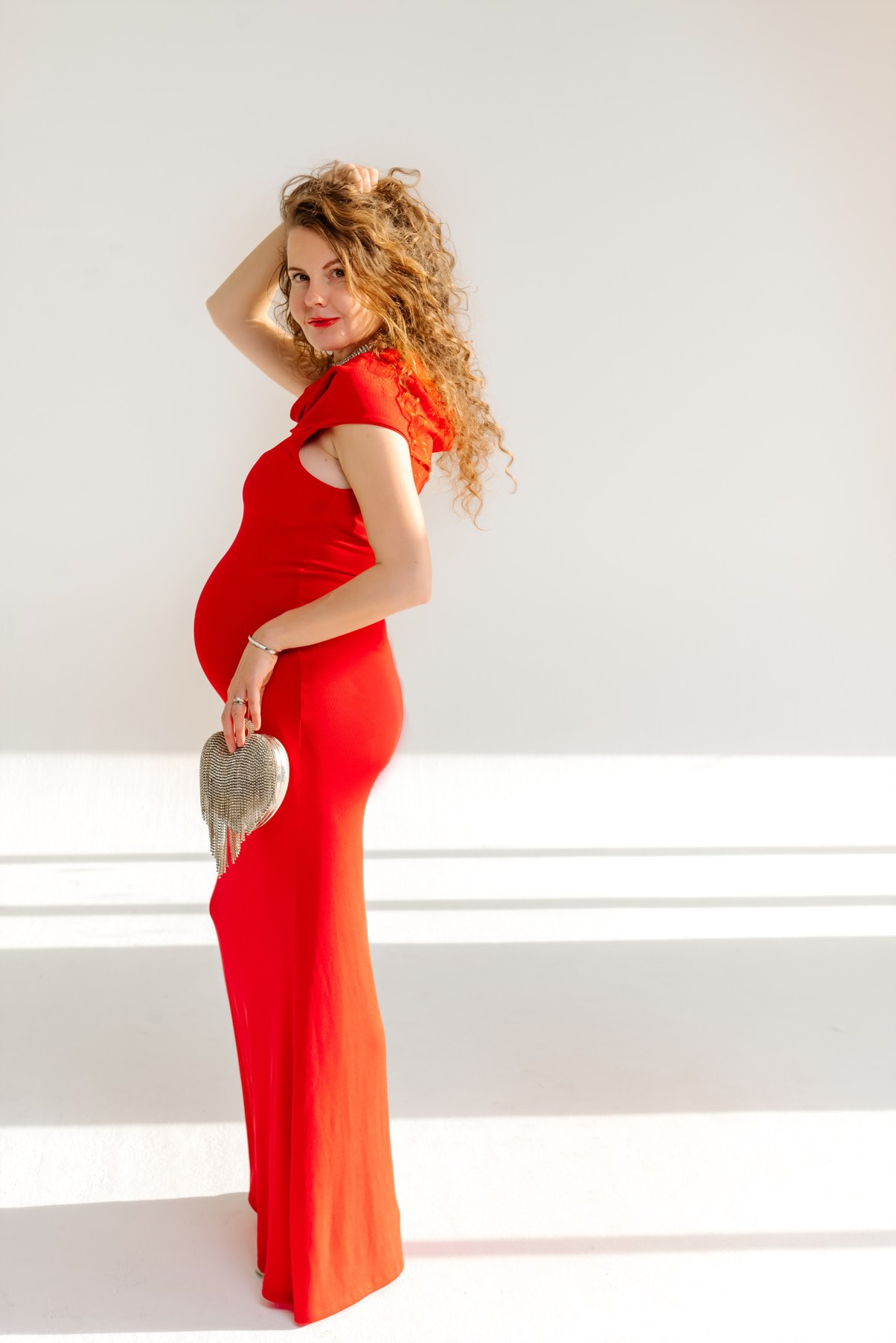Беременность. В красном. Свадебный и сеейный фотограф в Санкт-Петербурге Елена Худякова