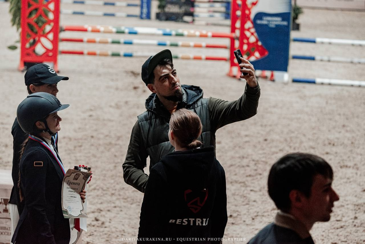 ПЕРВЕНСТВО МОСКВЫ ПО КОНКУРУ в КСК «ВИВАТ, РОССИЯ!». Куракина Дарья • Конный фотограф