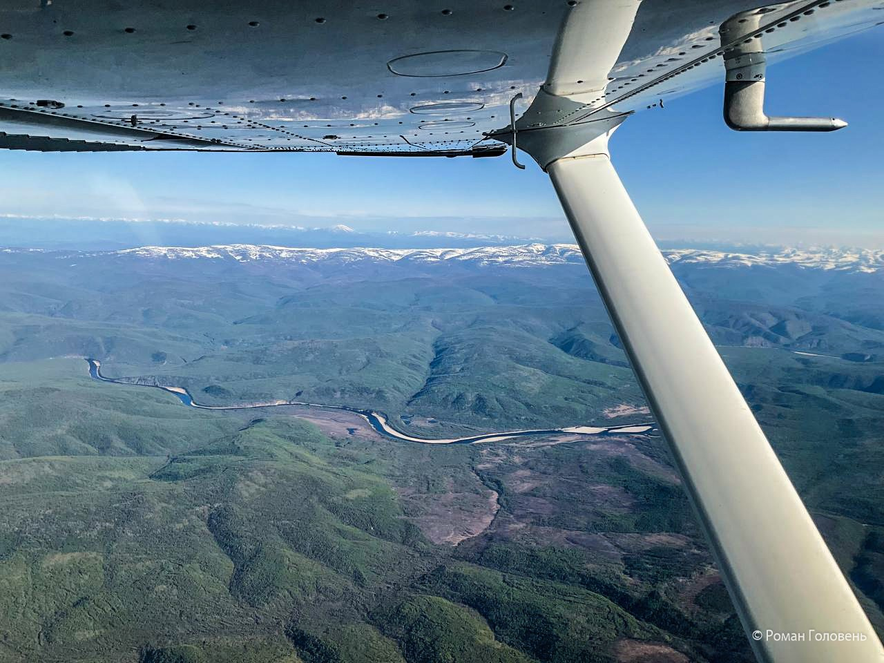 Перегон Cessna-206 из Москвы в Нерюнгри (2023г). Фотоальбом показывающий увлекательный мир авиации и мир медведей Андрея Иванова