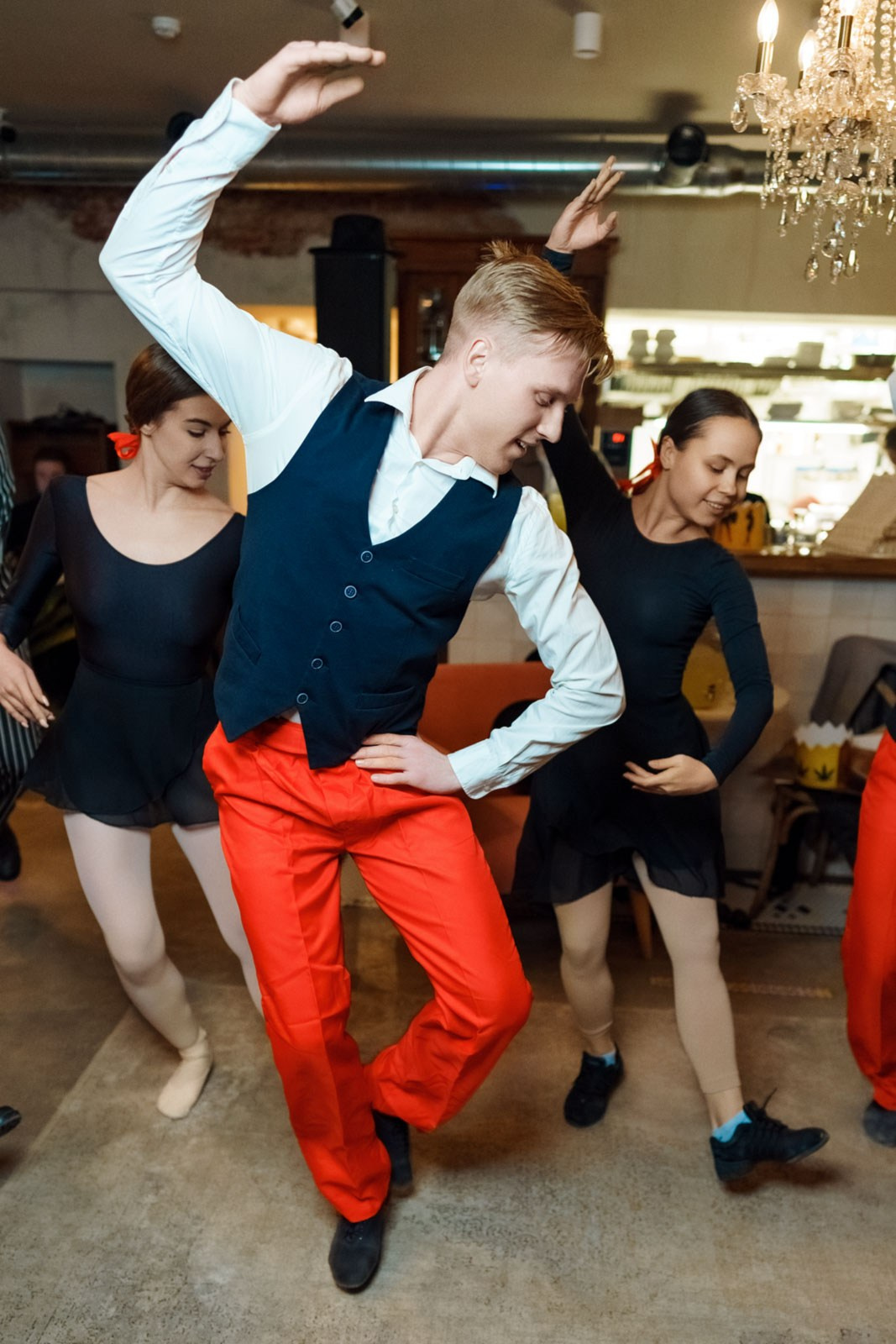 ДНИ РОЖДЕНИЯ ВЗРОСЛЫХ. Фотограф и видеограф для бизнеса в Москве — фуд, рестораны, интерьер, контент | Sizov Studio