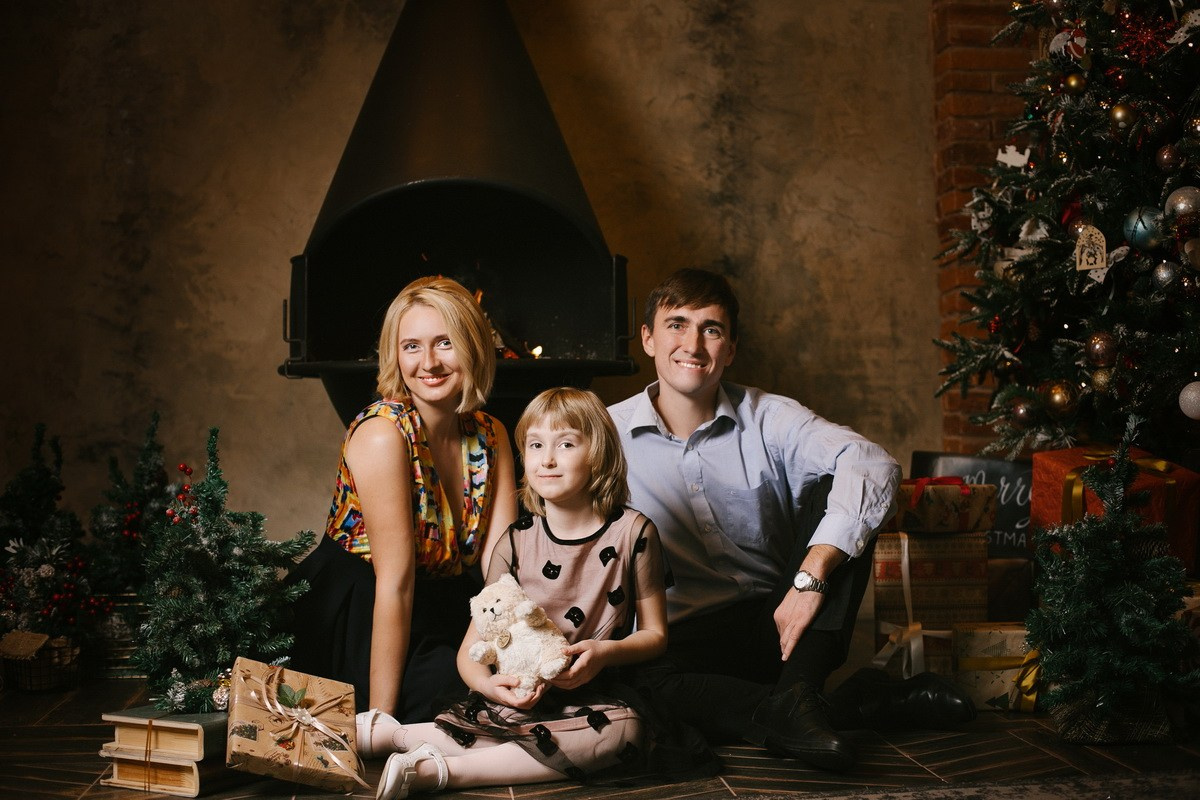 Семейная новогодняя фотосессия, фотограф Денис Шмигирилов. Фотограф крещение венчание в Петербурге! Помогает подобрать храм и посоветовал душевного батюшку в СПб