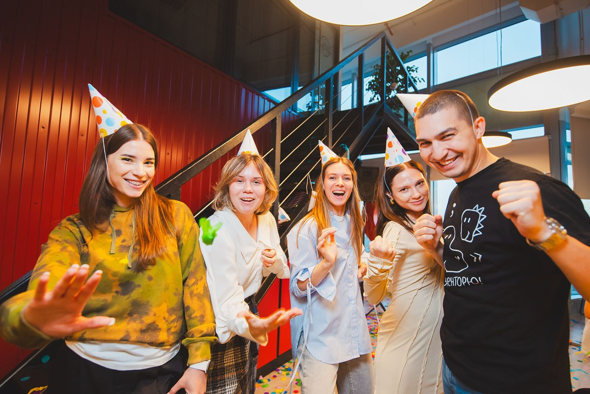 БЦ «5 МОРЕЙ» День рождения «YANDEX» Ростов-на-Дону