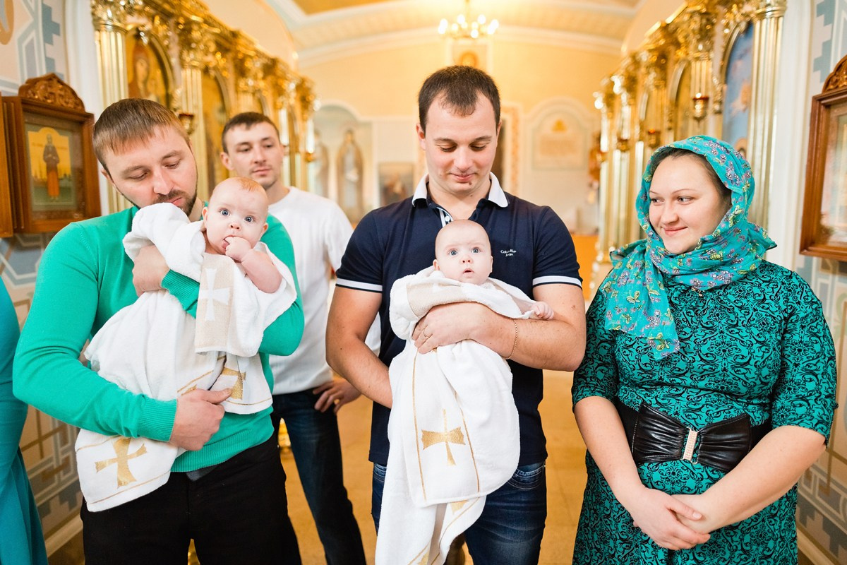 КРЕЩЕНИЕ ЕСЕНИИ И ВАСИЛИСЫ. Семейный фотограф новорождённых в Серпухове Юлия Новикова +79637785957