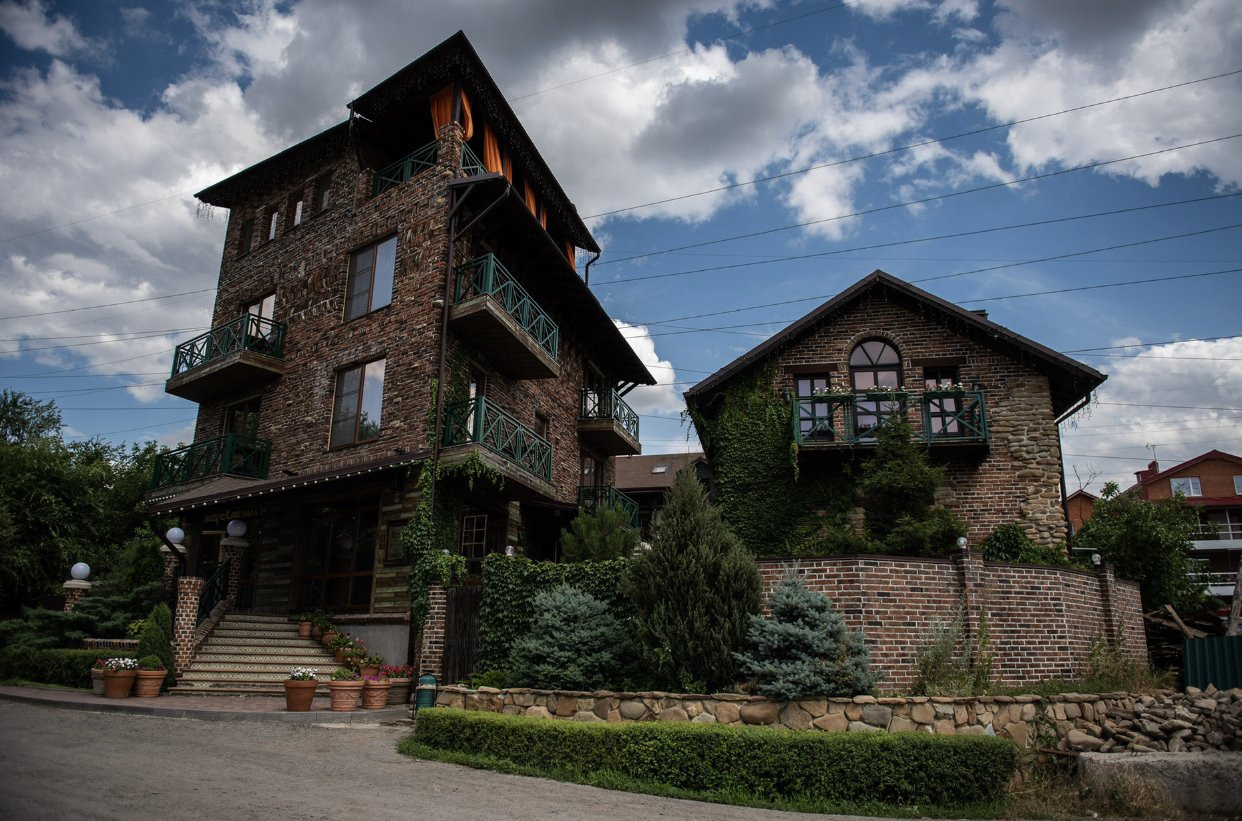 Отель «Расслабонов Country Home»