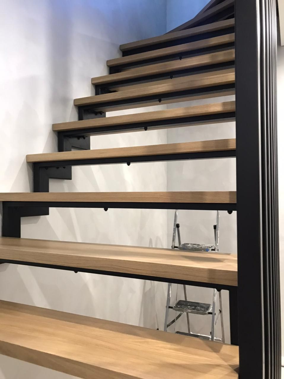 Поворотная на металле. Столярное производство Камыши-Хвощи