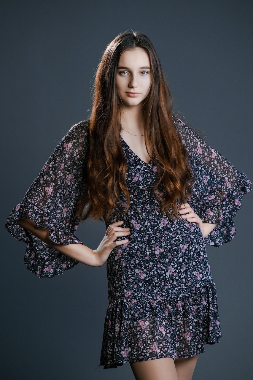 Старшие классы. Фотоальбом для школ и садиков с дополненной реальностью