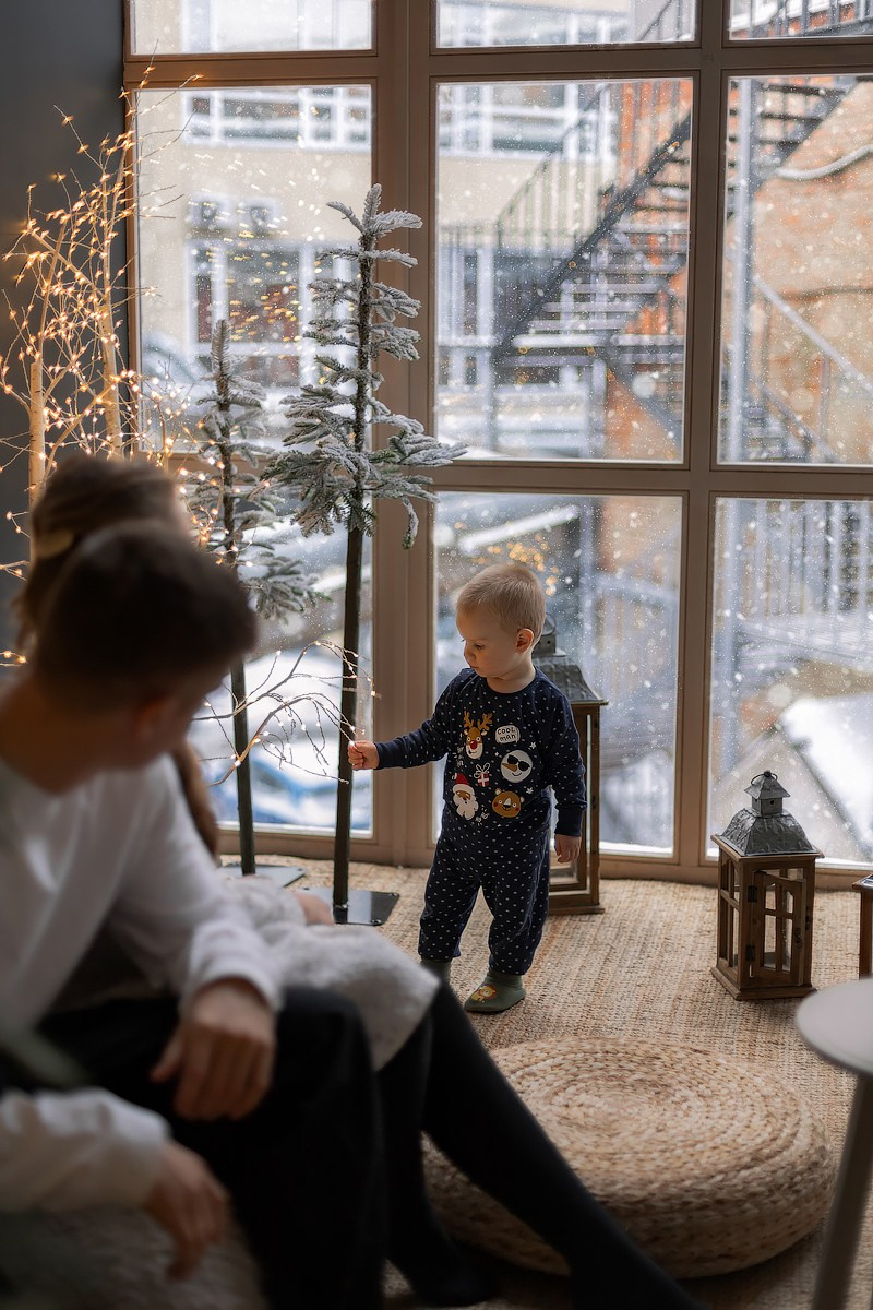 Ира и Артём с сыночком Тёмой. Семейный и детский фотограф в Москве Артём Жигурс
