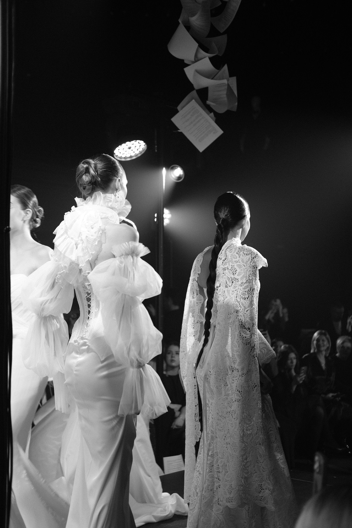 Показ коллекции свадебных платьев Anikeeva. Фотограф Саша Львова