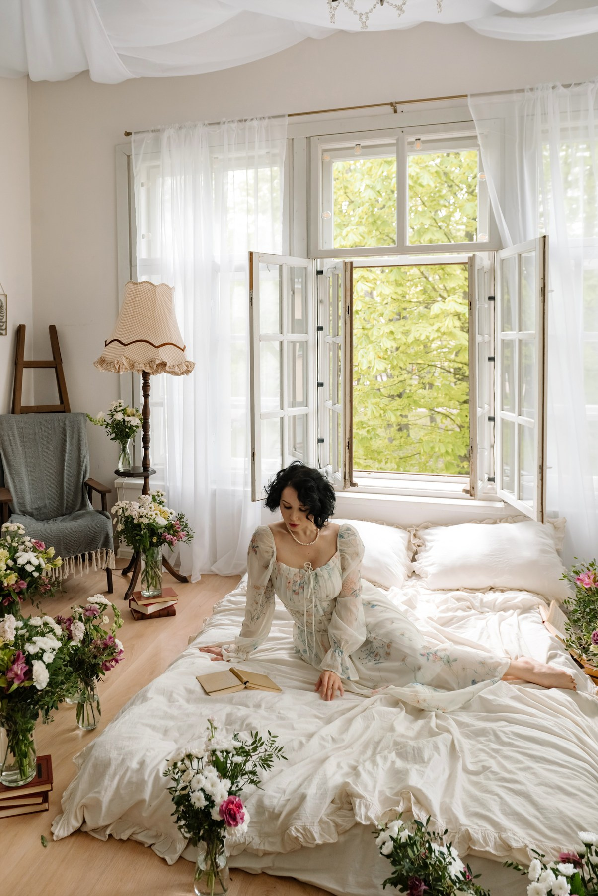 Индивидуальная. Балкон с цветами. Свадебный и сеейный фотограф в Санкт-Петербурге Елена Худякова