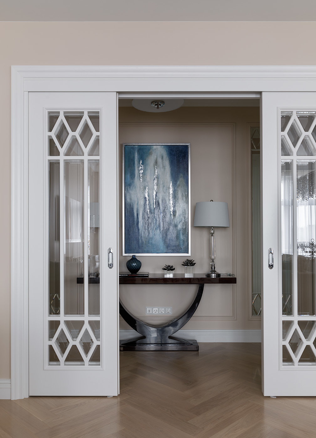 Раздвижная перегородка по авторским эскизам