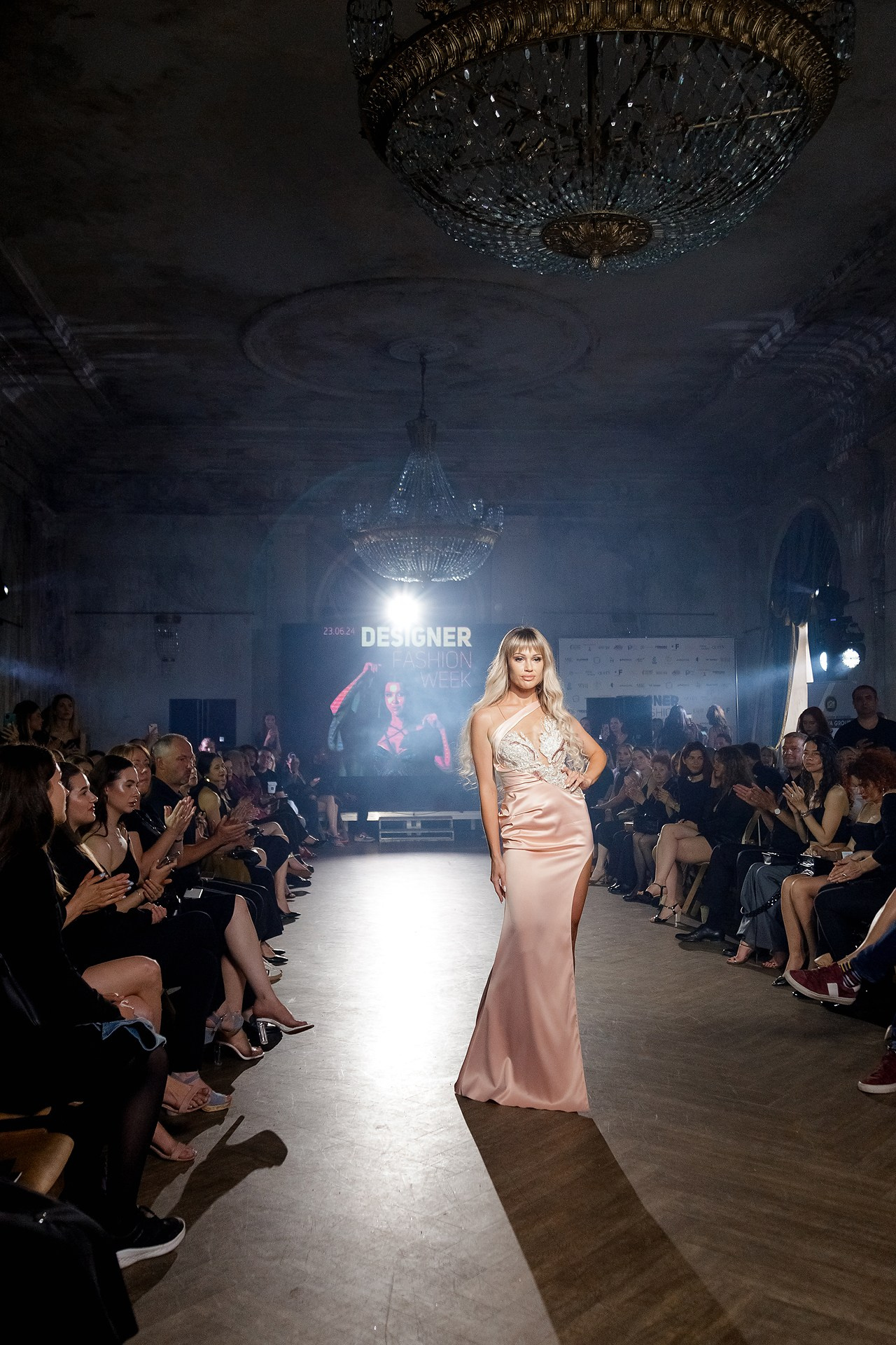 Репортаж модного показа. Светский фотограф Санкт-Петербург и ЛО