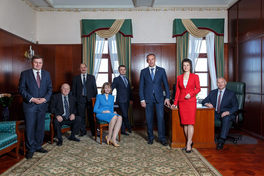 Коллективный групповой портрет - Фотосъемка - Портфолио фотографа. Промышленный фотограф | Бизнес-фотосессии | Казань и РФ