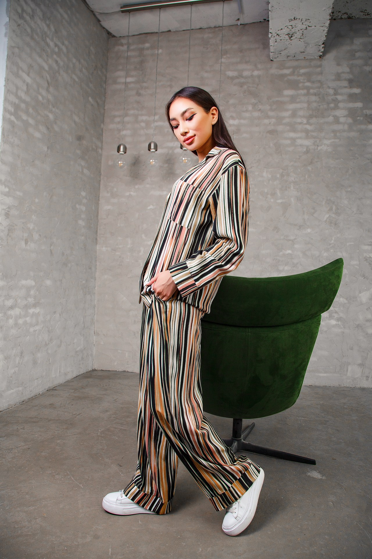 Реклама женской одежды. Натан Супервайзер по Продакшену