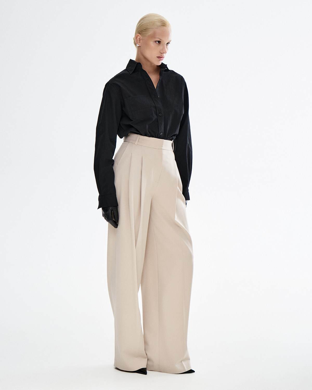 ROOM513. Фотограф и видеограф для брендов в Москве