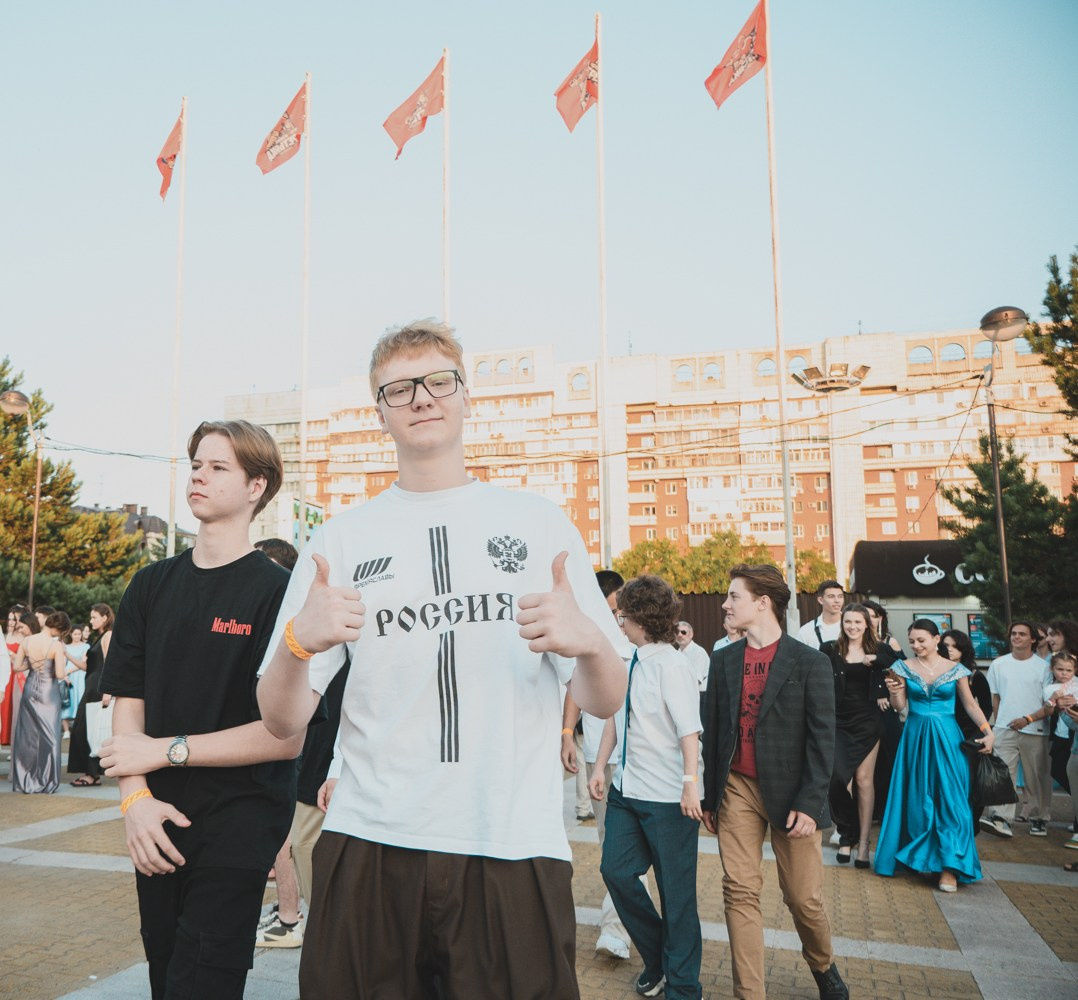 Выпускной. ДВХАБ. Репортажный фотограф Владислав Остерман