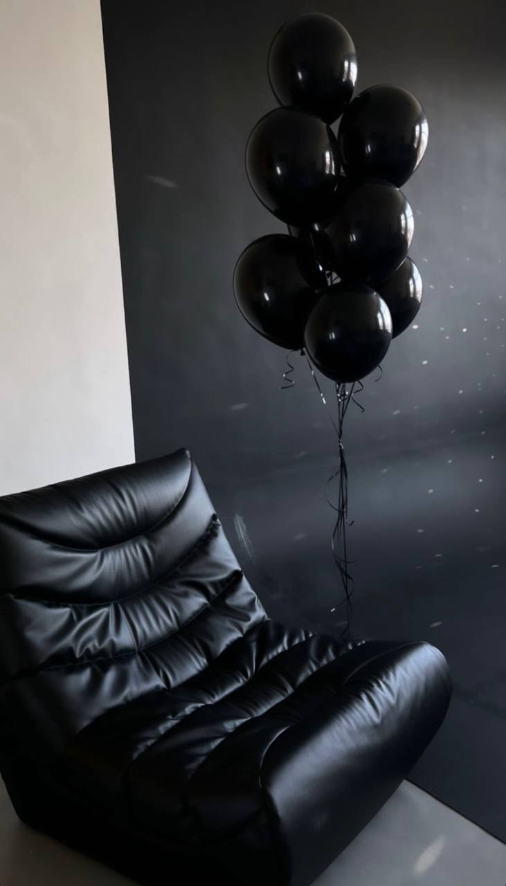 Зал с Чёрной циклорамой «Black». BACKSTAGE фотостудия