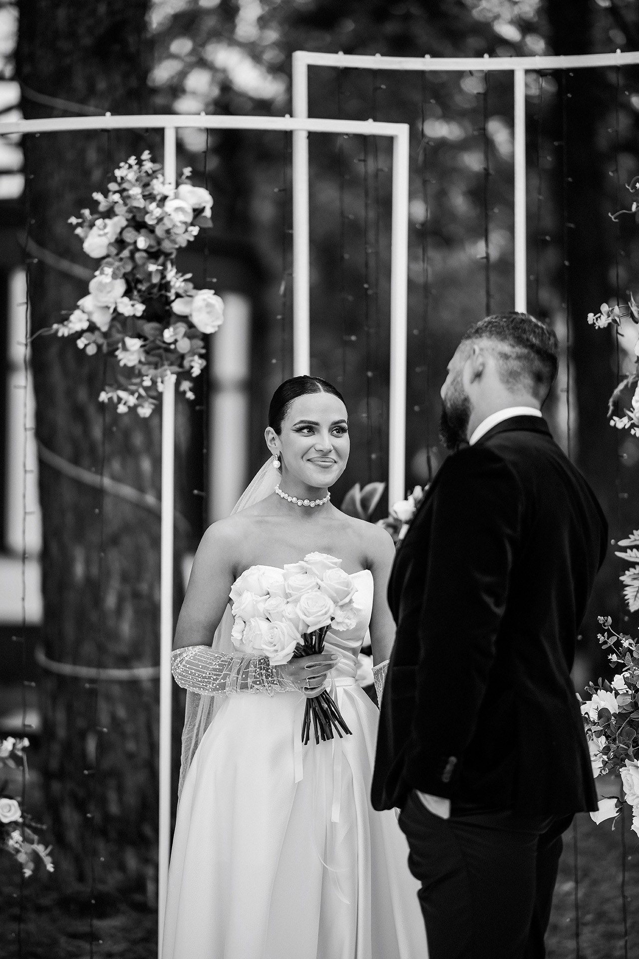 🔥 Саша и Катя — драйвовая свадебная вечеринка Красноярска в Шато white. 📸 Свадебный и семейный фотограф в Красноярске Тихомиров Евгений | 17 лет опыта | 800+ свадеб