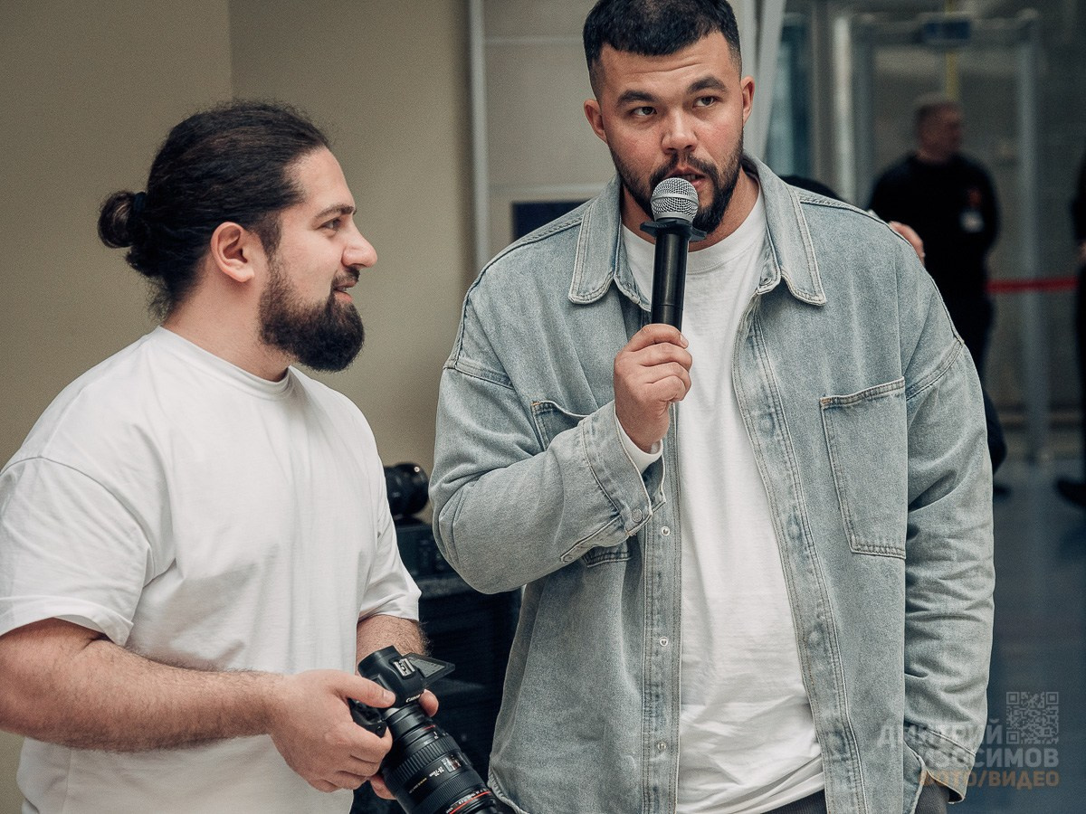 Фоторепортаж Дмитрия Изосимова. Фотограф и видеограф Анна Жагорина