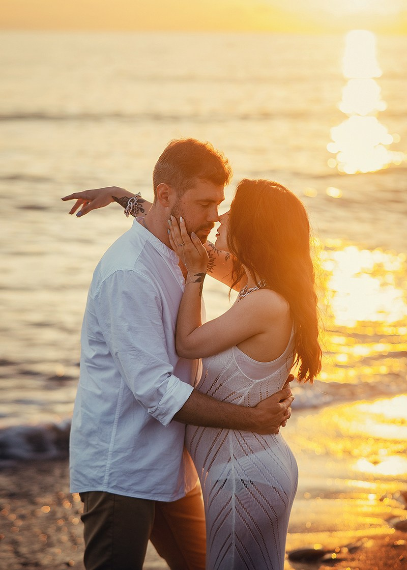 Love Story в Адлере, Сириусе. Фотограф в Адлере, Сириусе, Красной Поляне — лавстори, семейные и индивидуальные фотосессии